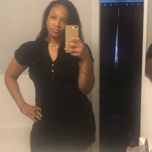 Meet your Posher, Ashley